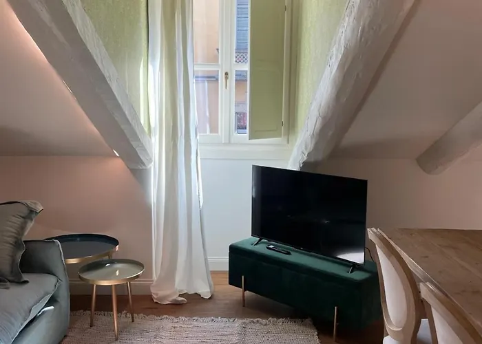 Sonnaz E Apartment Turin